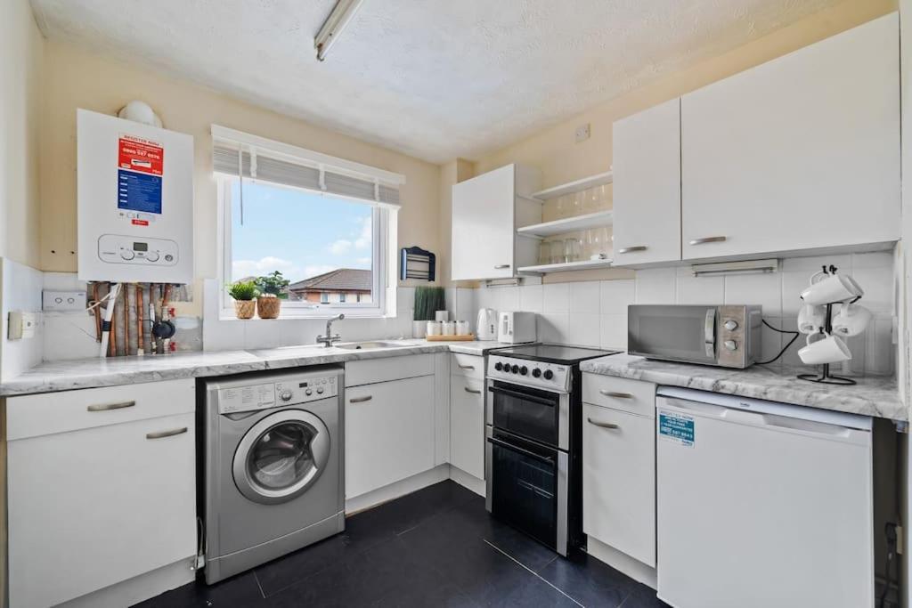 Cozy Apartment In Greater London - 1Br,1 Bath المظهر الخارجي الصورة